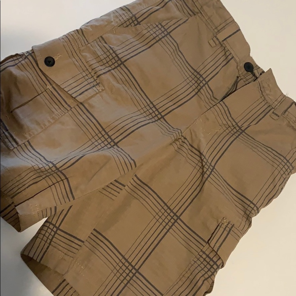 Boys size 14 Tony Hawk shorts